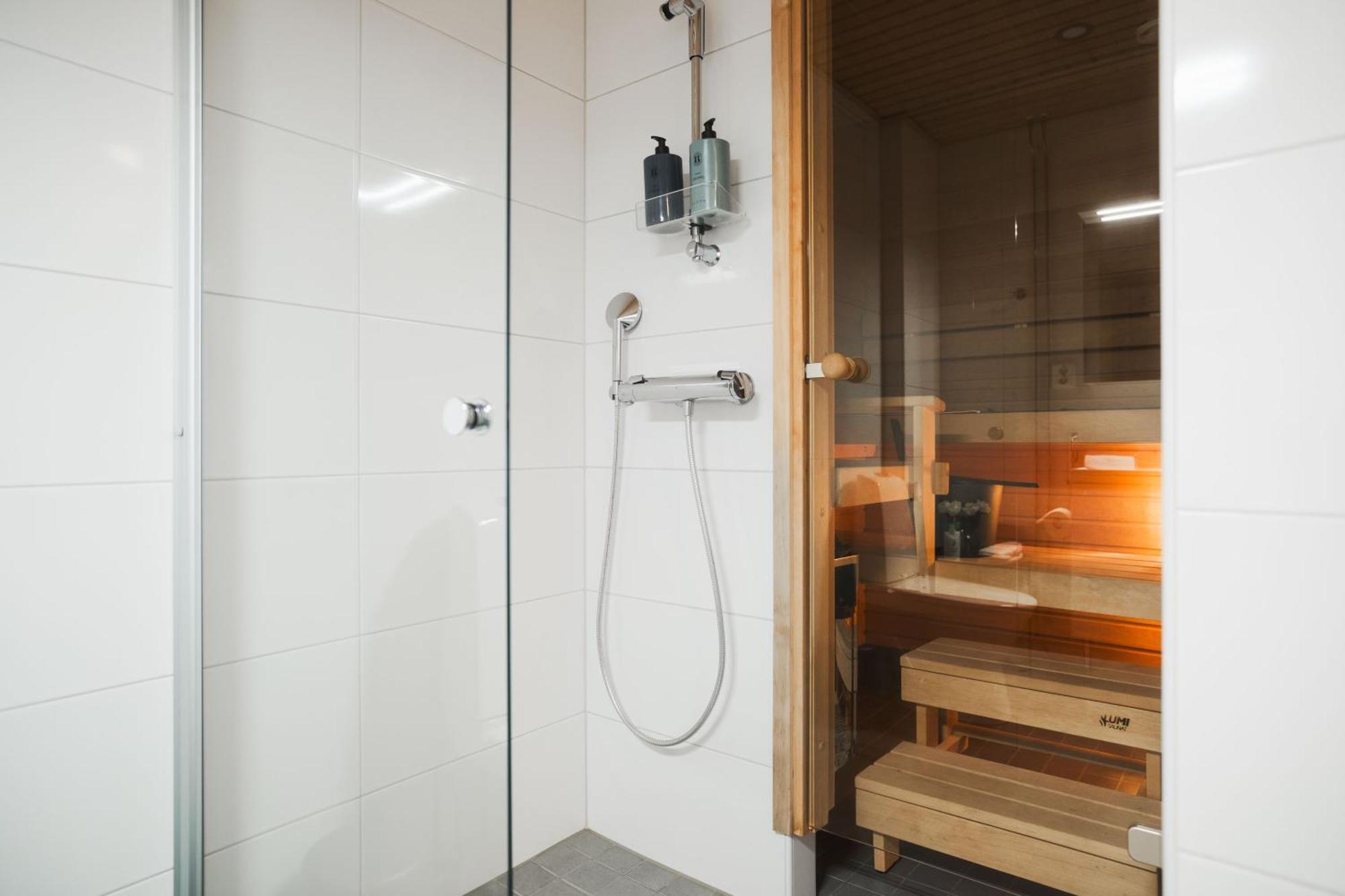 Cozy City Apartment With Sauna 罗瓦涅米 外观 照片