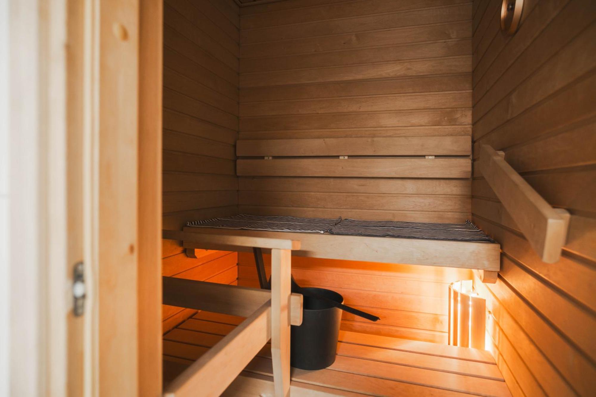 Cozy City Apartment With Sauna 罗瓦涅米 外观 照片